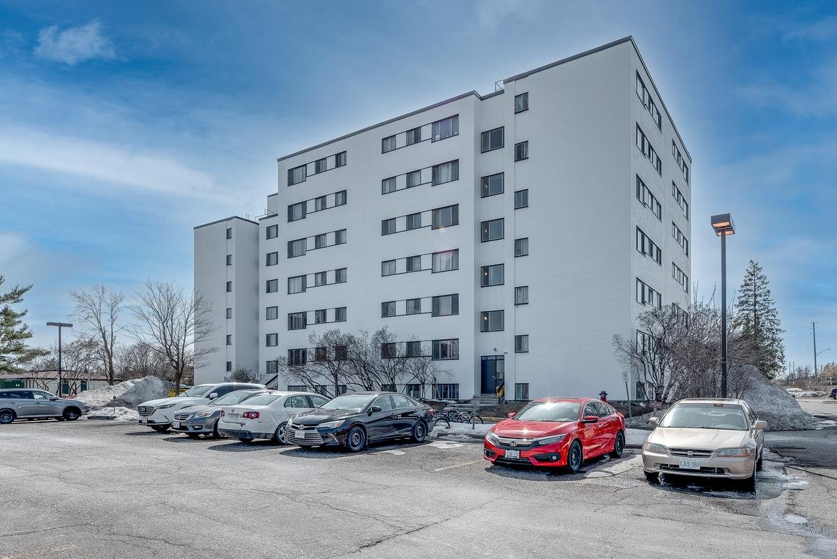Rentals.ca 35283532, 3550 & 3590 Downpatrick Road, Ottawa ON for Rent
