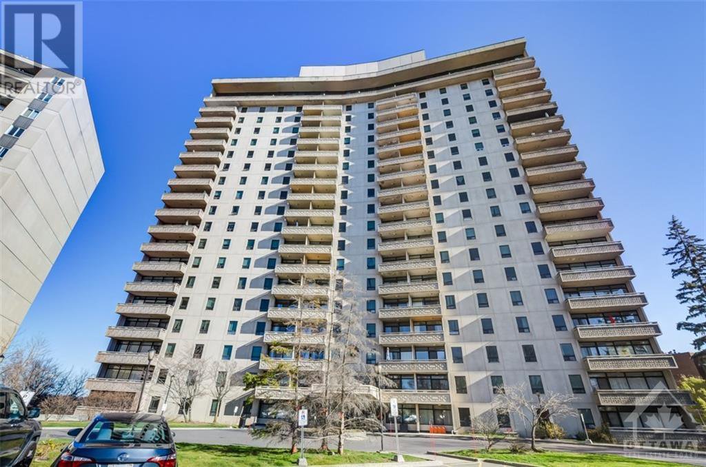 Rentals.ca :) 400 STEWART STREET UNIT#1701, Ottawa ON for Rent