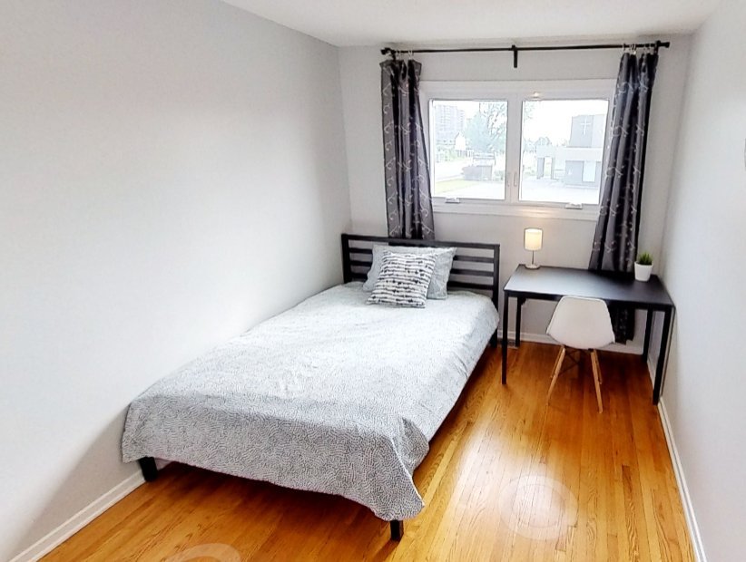 Walkley Road, Ottawa, ON Room for rent