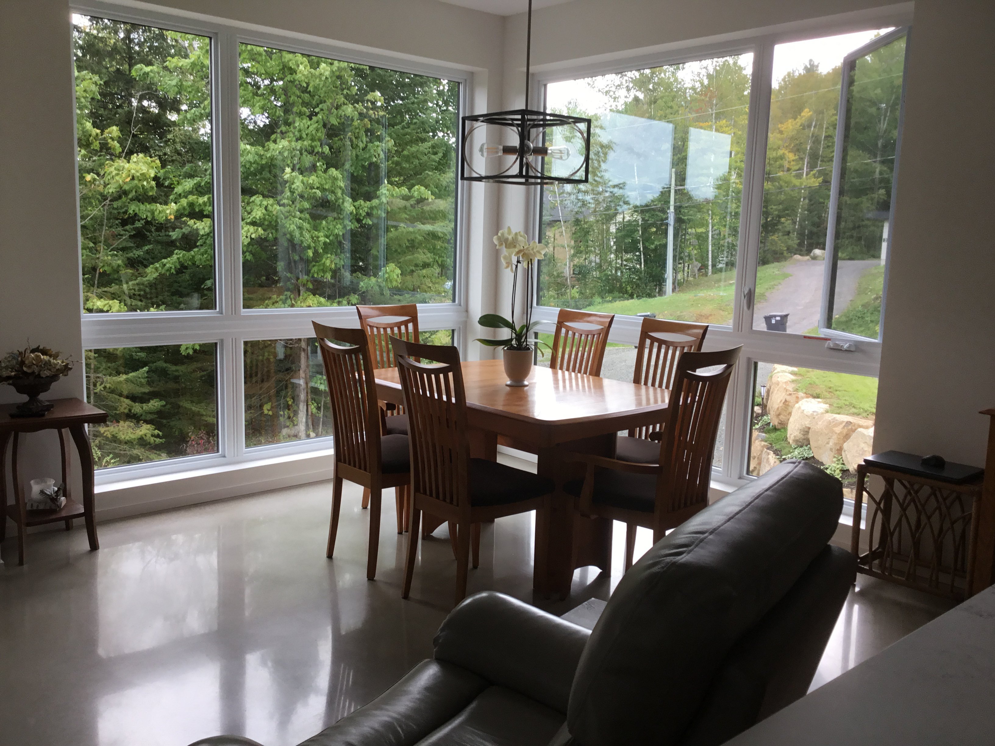 Rentals.ca ) 313 Chemin du Versant, Piedmont QC for Rent