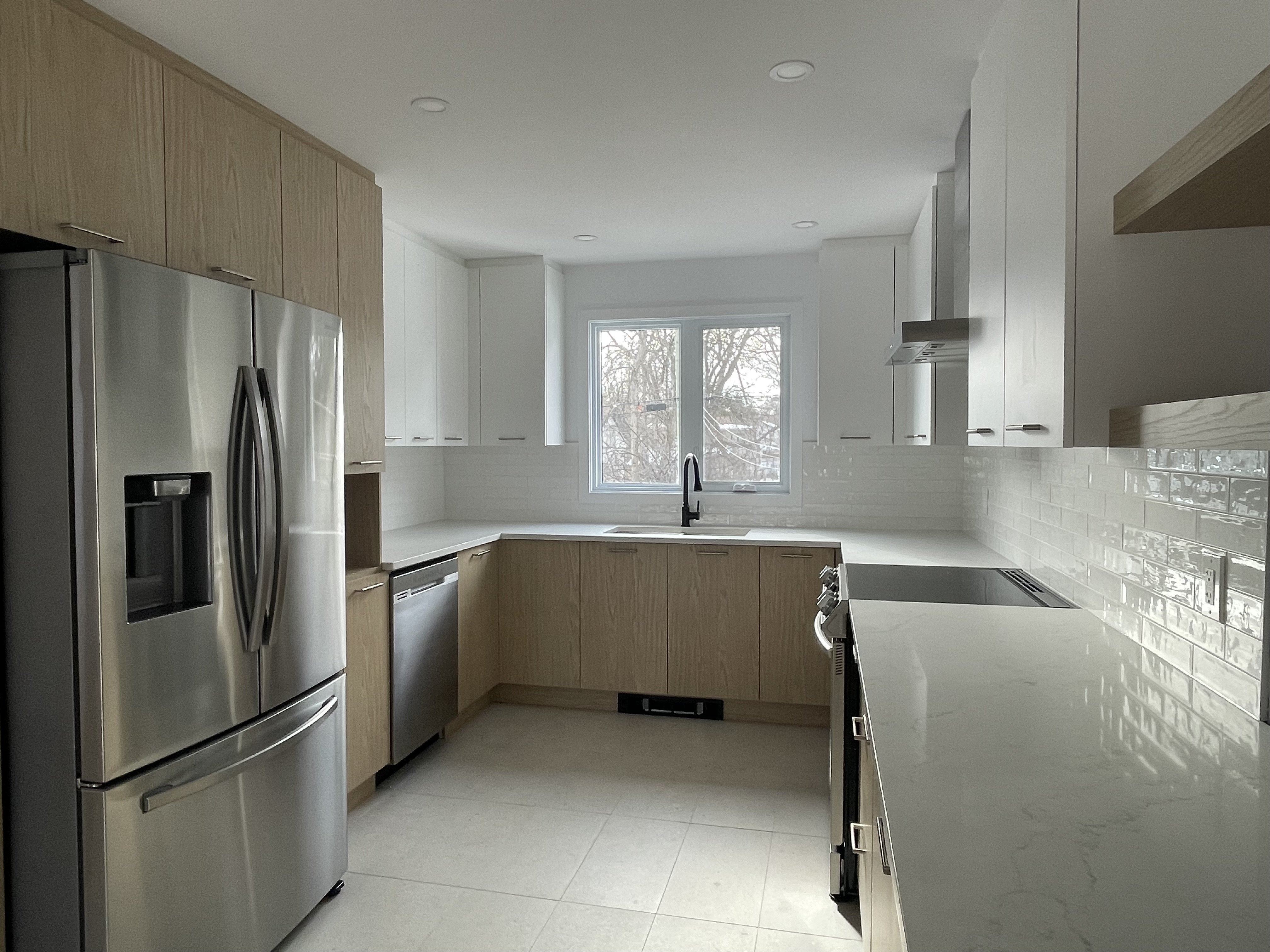 Rentals.ca ) 159 Avenue de la Pointe Claire, PointeClaire QC à louer