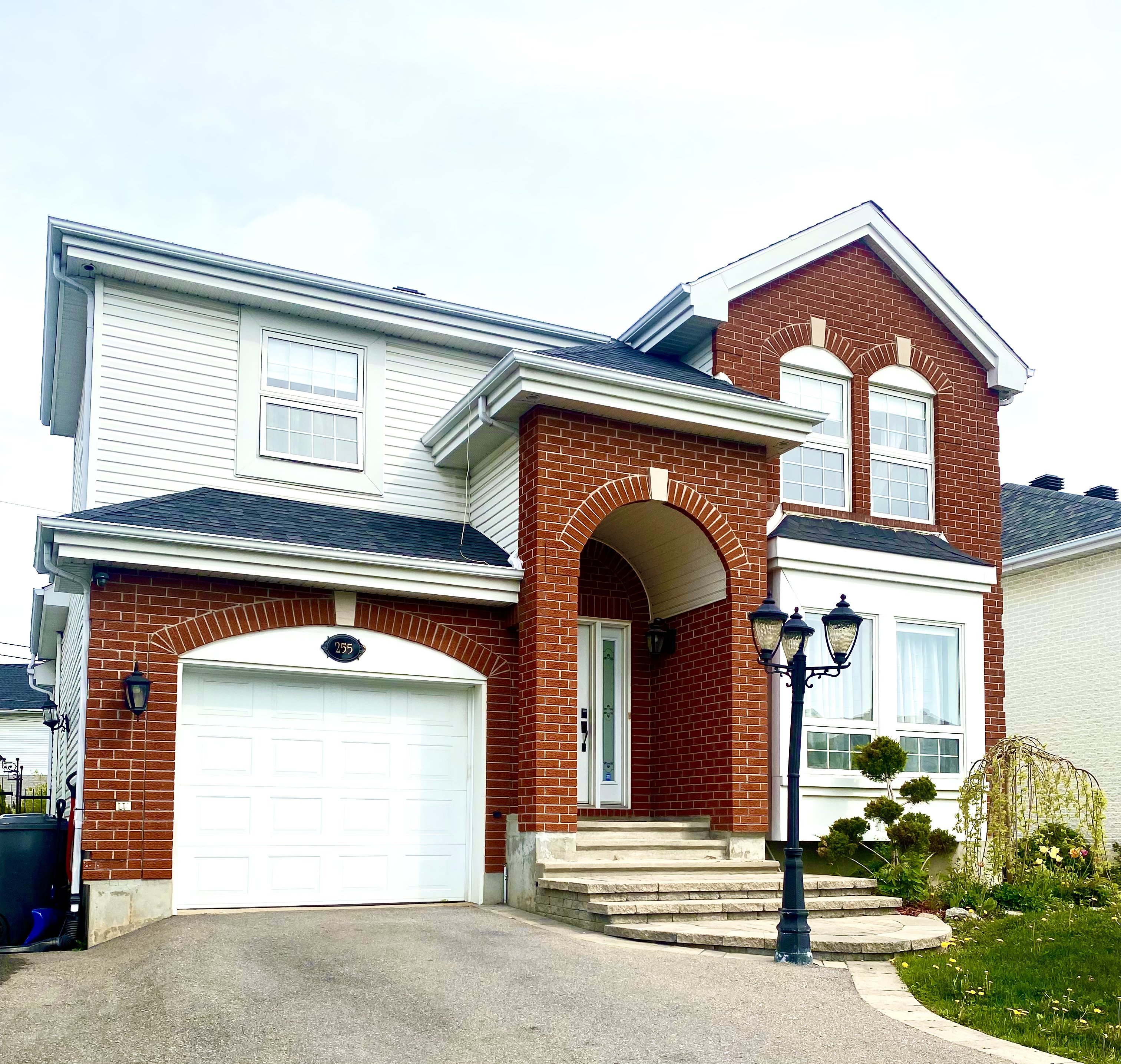 255 Avenue Marsh, PointeClaire, QC House for rent