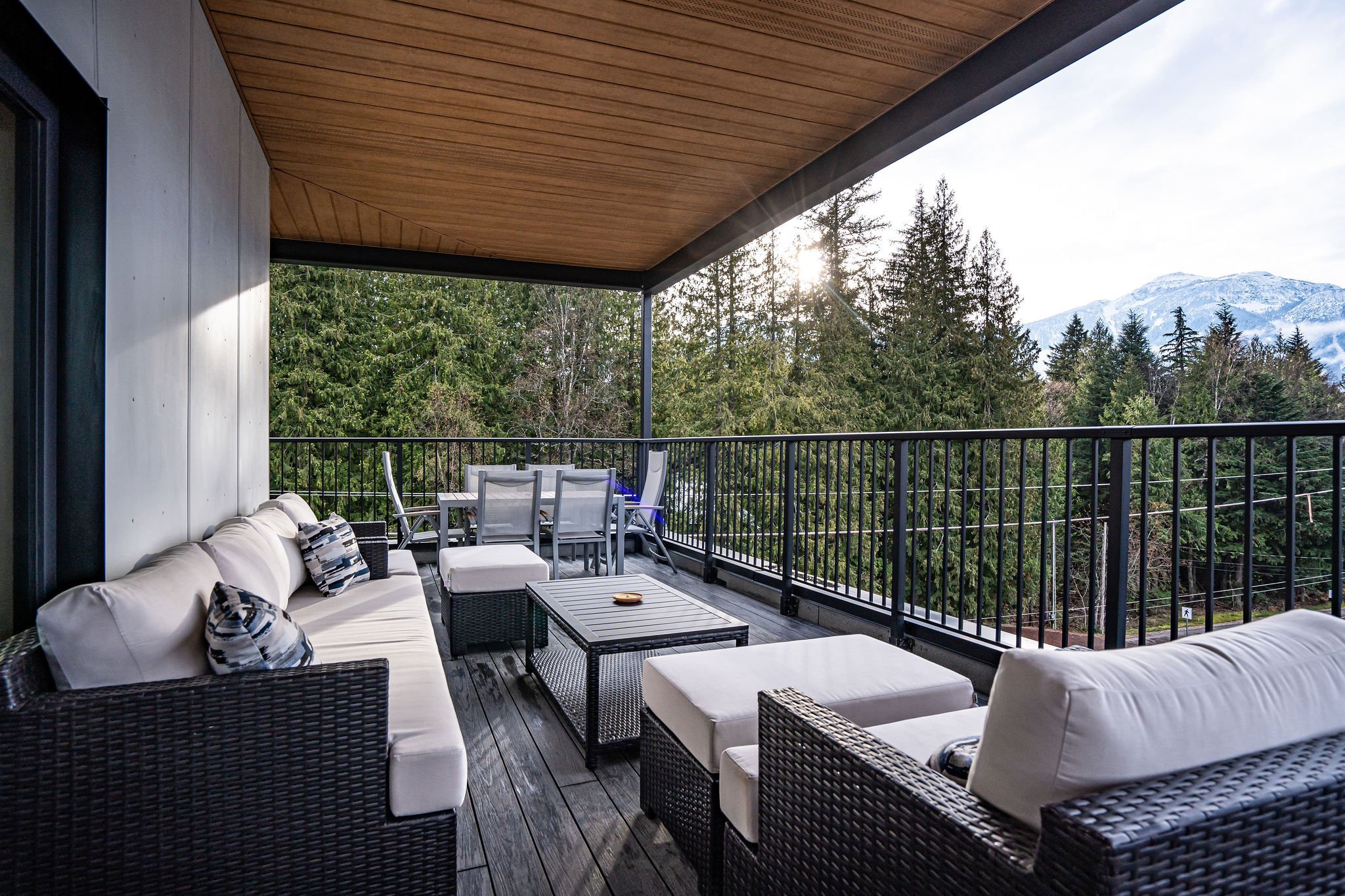 1701 Coursier Avenue, Revelstoke, BC Condo for rent