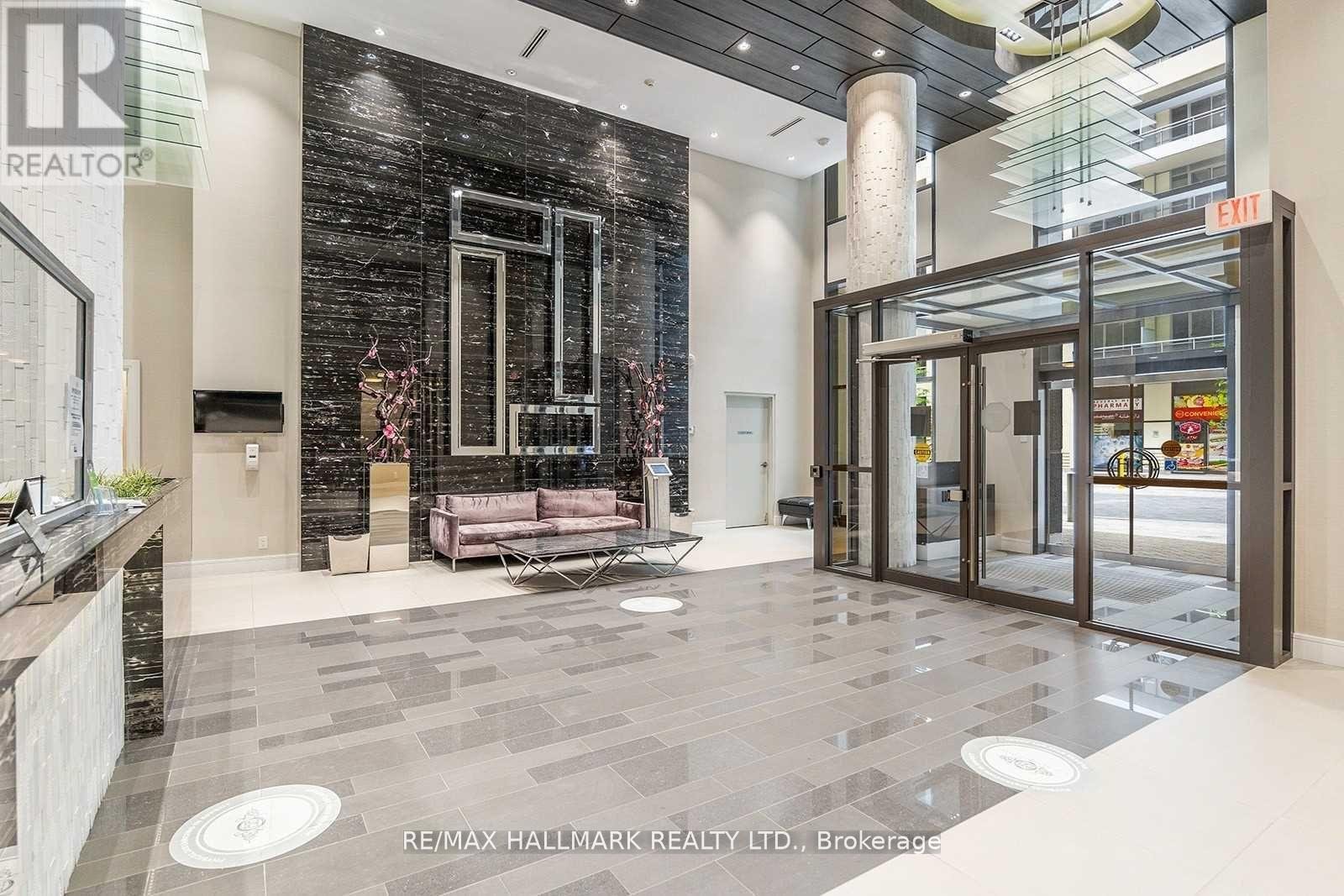 Rentals.ca 9199 Yonge Street, Richmond Hill ON for Rent