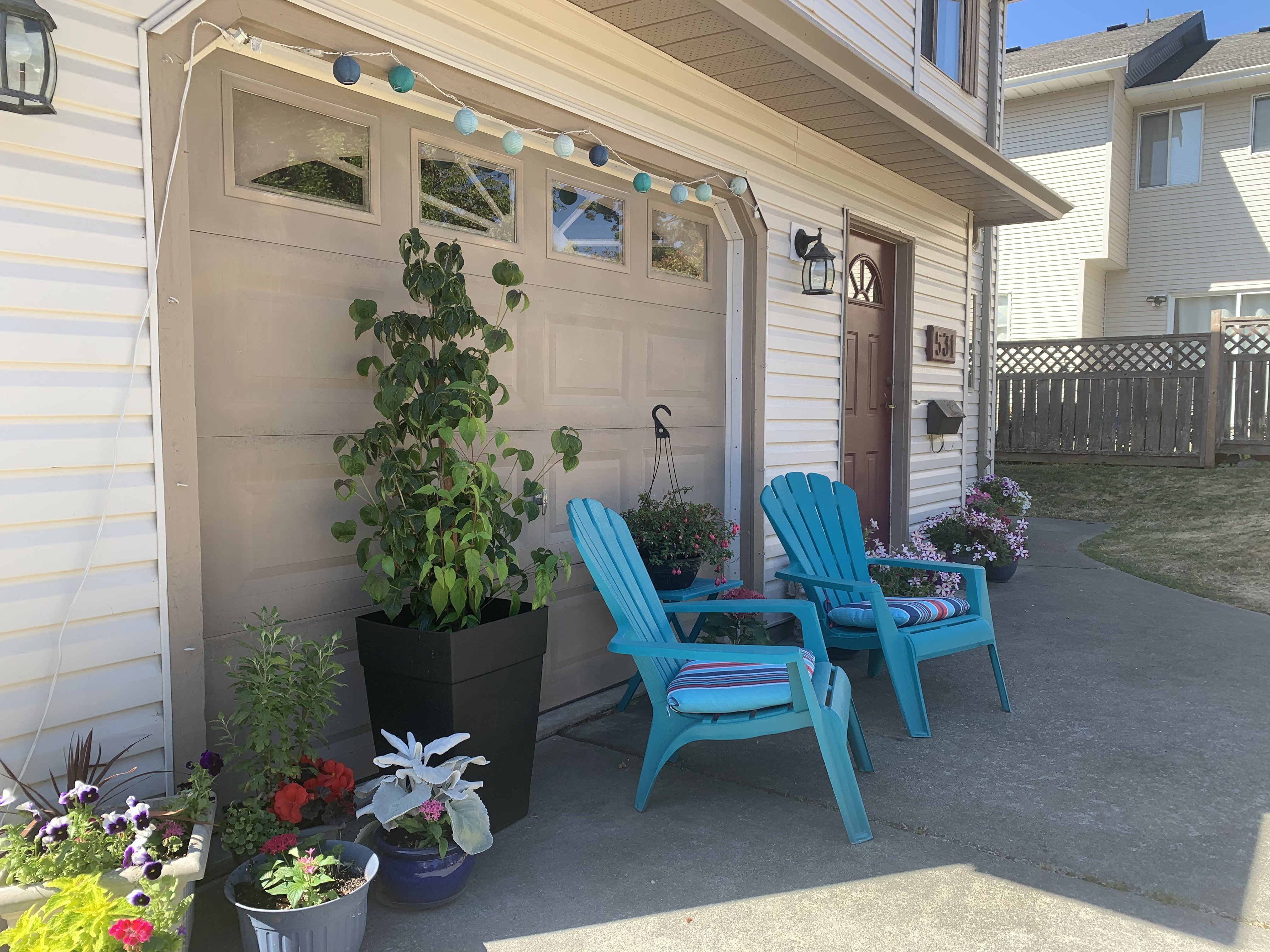 Rentals.ca ) Tait Street, Saanich BC for Rent