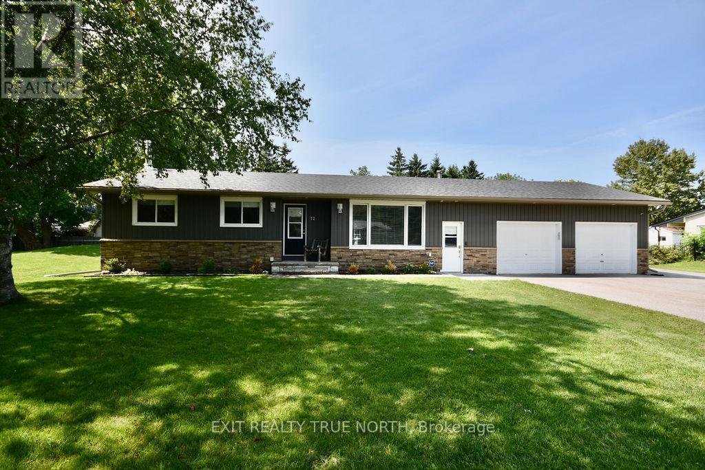 Rentals.ca 12 Huron Street, Springwater ON for Rent