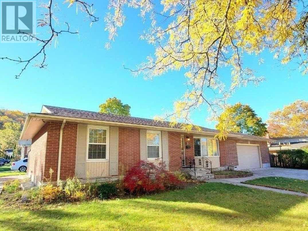 Rentals.ca ) 51 Valerie Drive, St. Catharines ON à louer