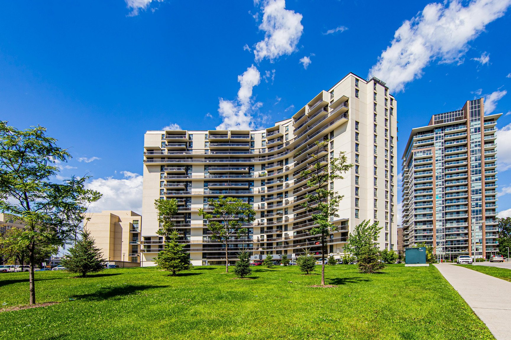 Rentals.ca ) 125 Parkway Forest Drive, Toronto ON for Rent