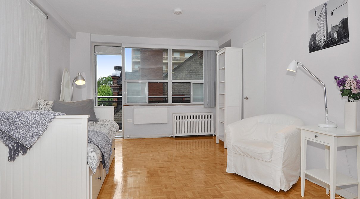 Rentals.ca ) 214 St. Street, Toronto ON for Rent