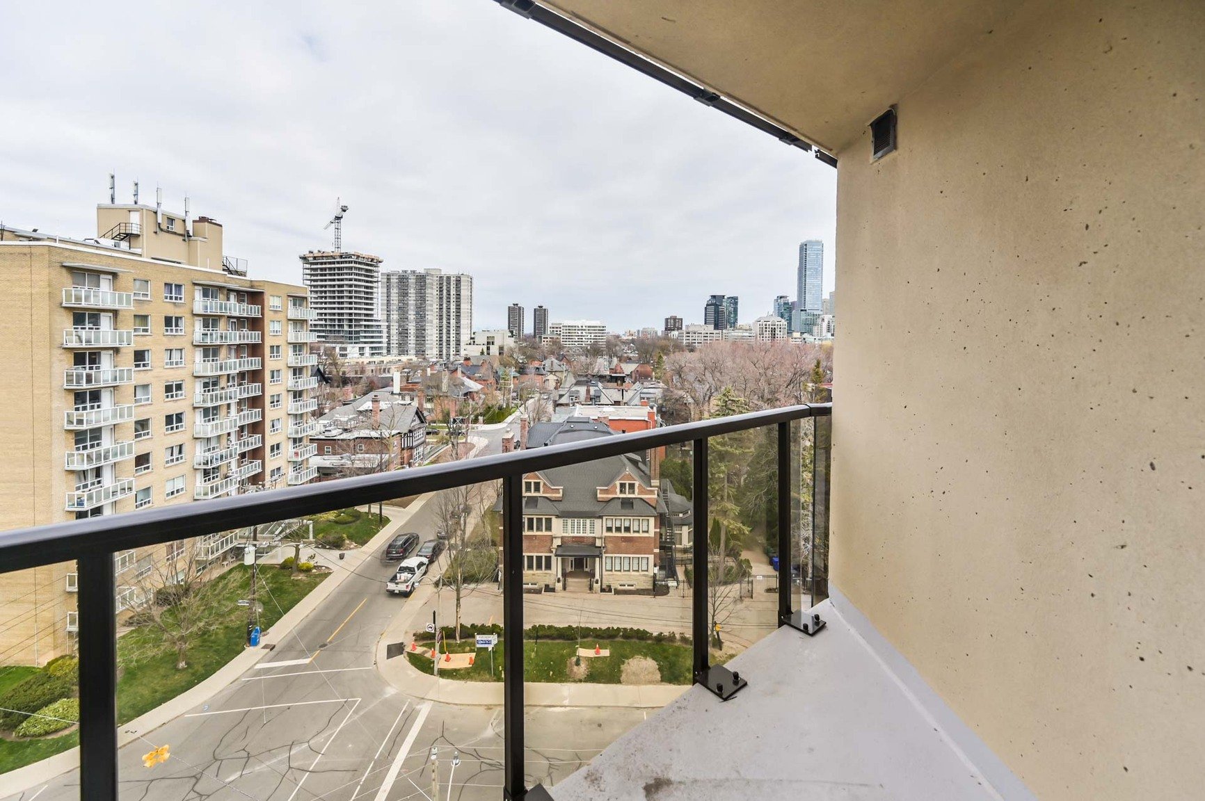 Rentals.ca ) 250 St. Street, Toronto ON for Rent