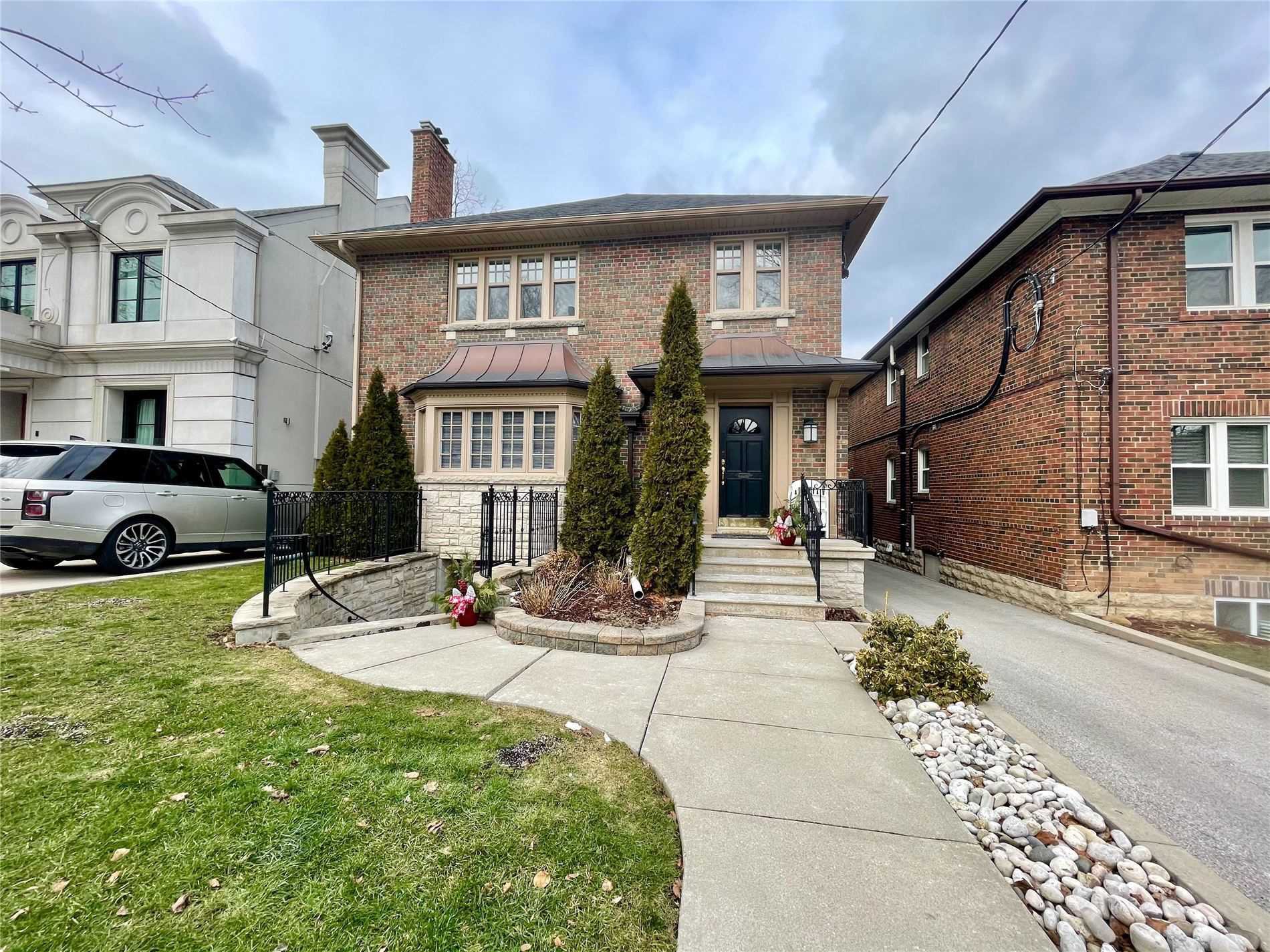 Rentals.ca ) 4 Killarney Road, Toronto ON for Rent