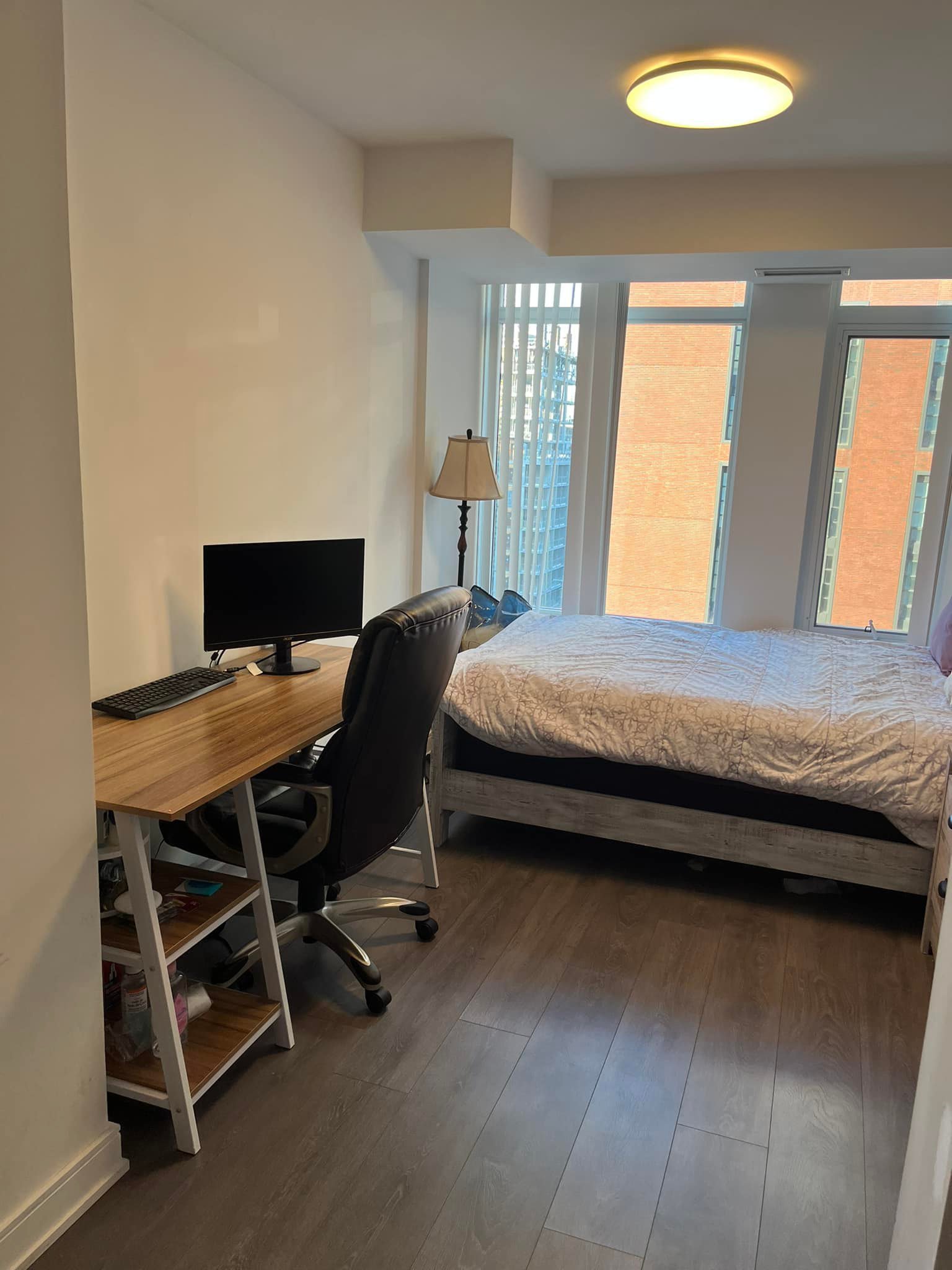 Rentals.ca ) 525 Adelaide Street West, Toronto ON for Rent