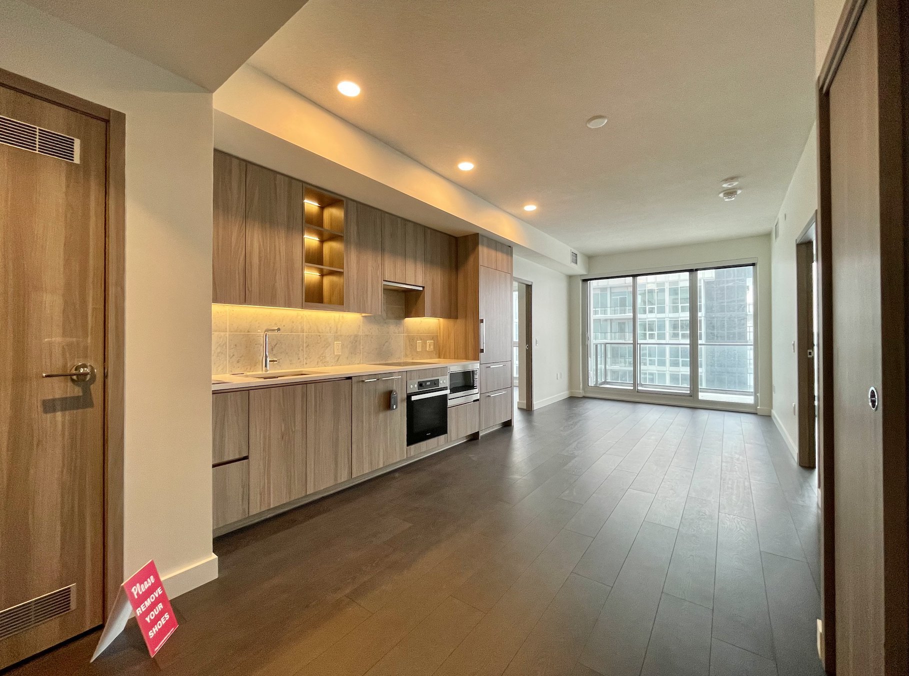 Rentals.ca ) 95 McMahon Drive, Toronto ON for Rent Rentals.ca ) 95 McMahon Drive, Toronto ON for Rent