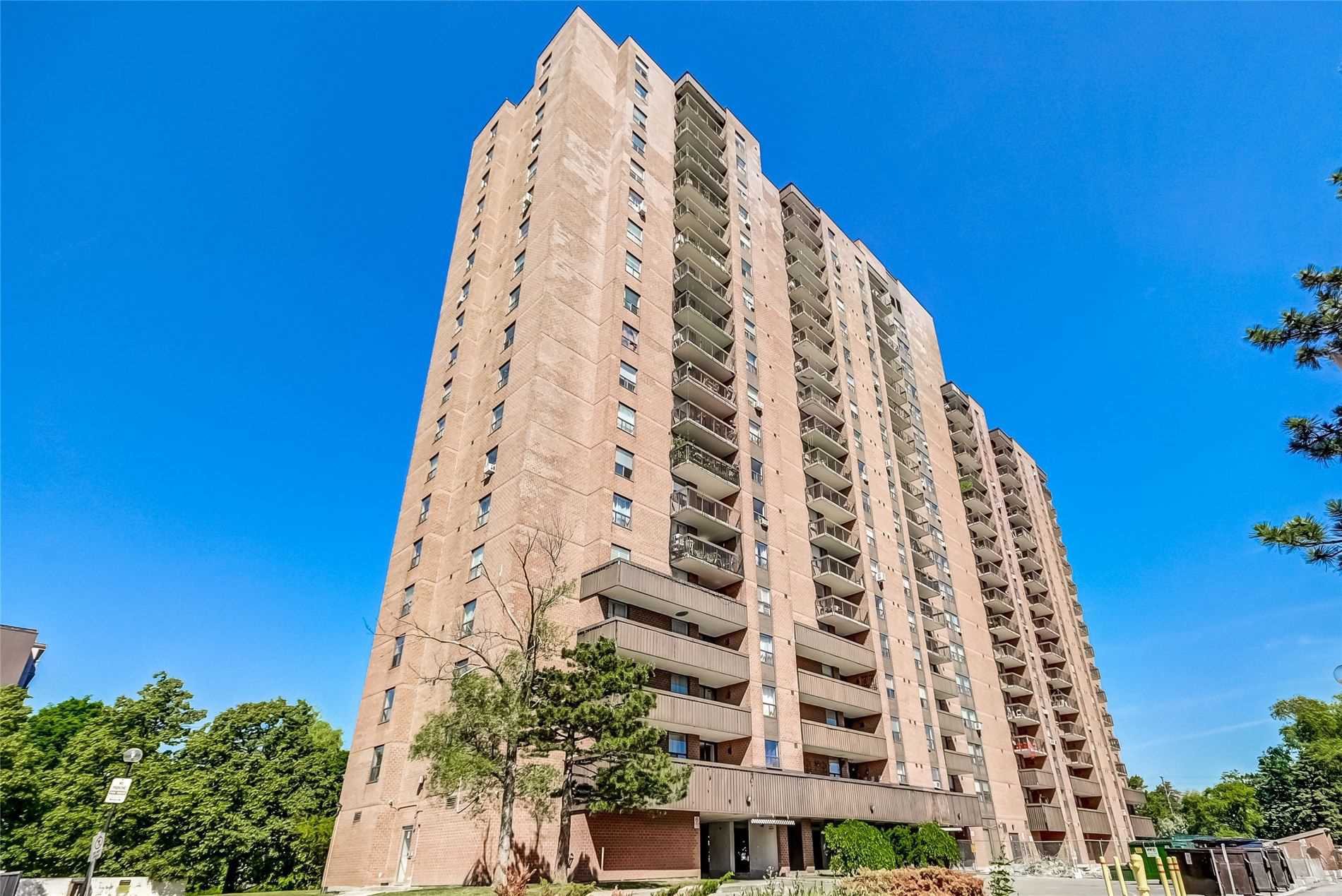 Rentals.ca ) 90 Ling Road, Toronto ON for Rent