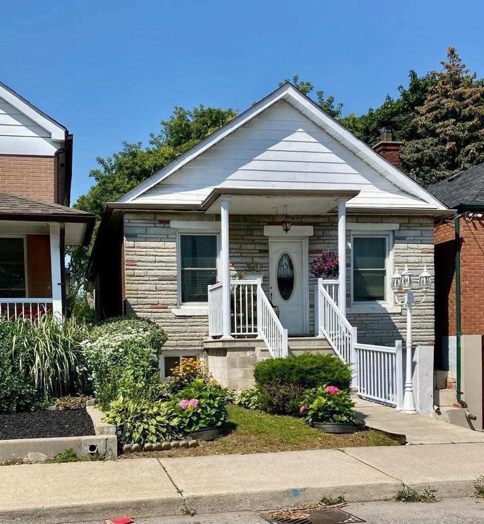 30 Beechwood Avenue, Toronto, ON MultiUnit for rent