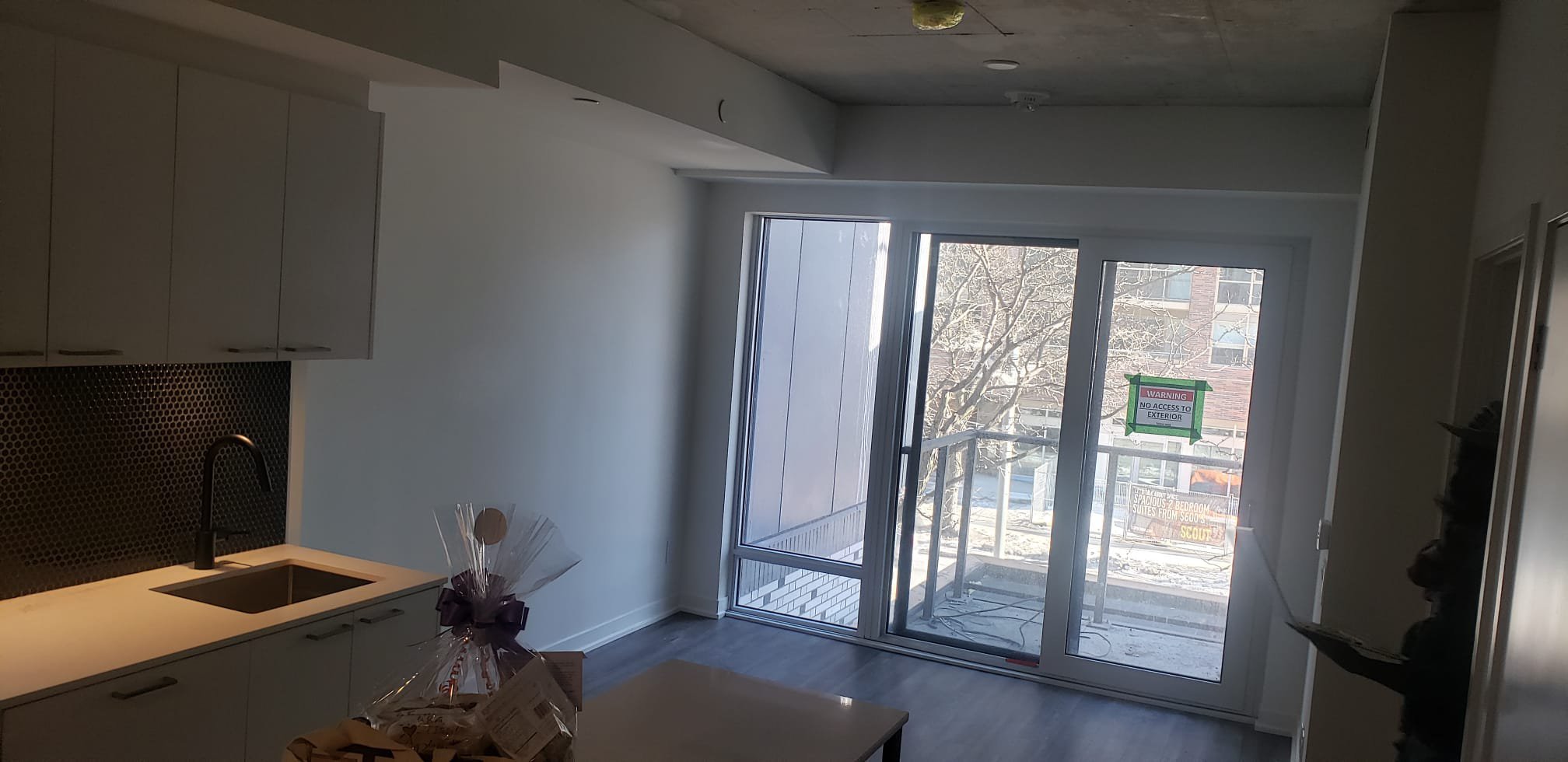 Rentals.ca ) 1808 Saint Clair Avenue West, Toronto ON à louer Rentals.ca ) 1808 Saint Clair Avenue West, Toronto ON à louer