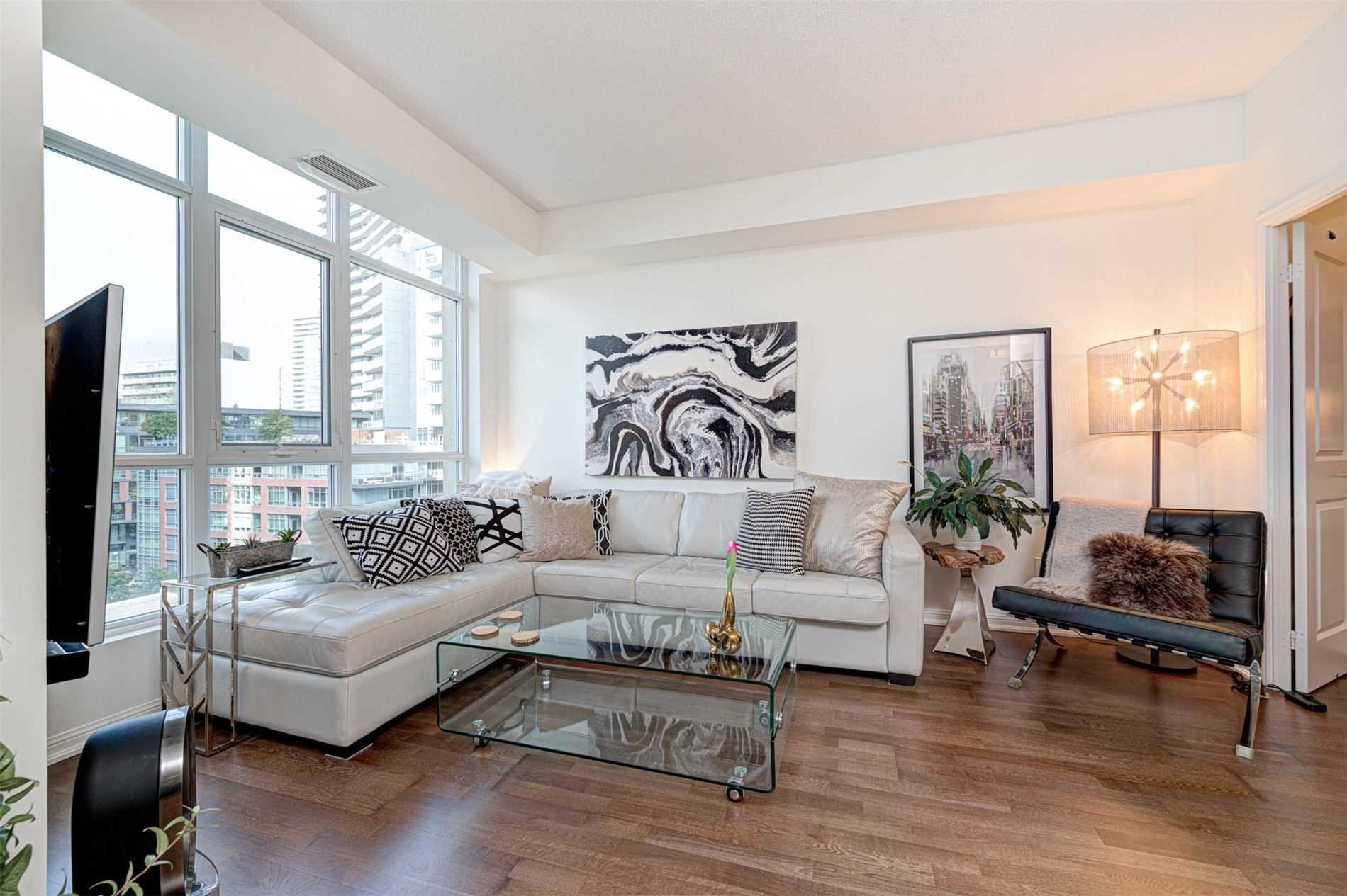 Rentals.ca ) 21 Grand Magazine Street, Toronto ON for Rent