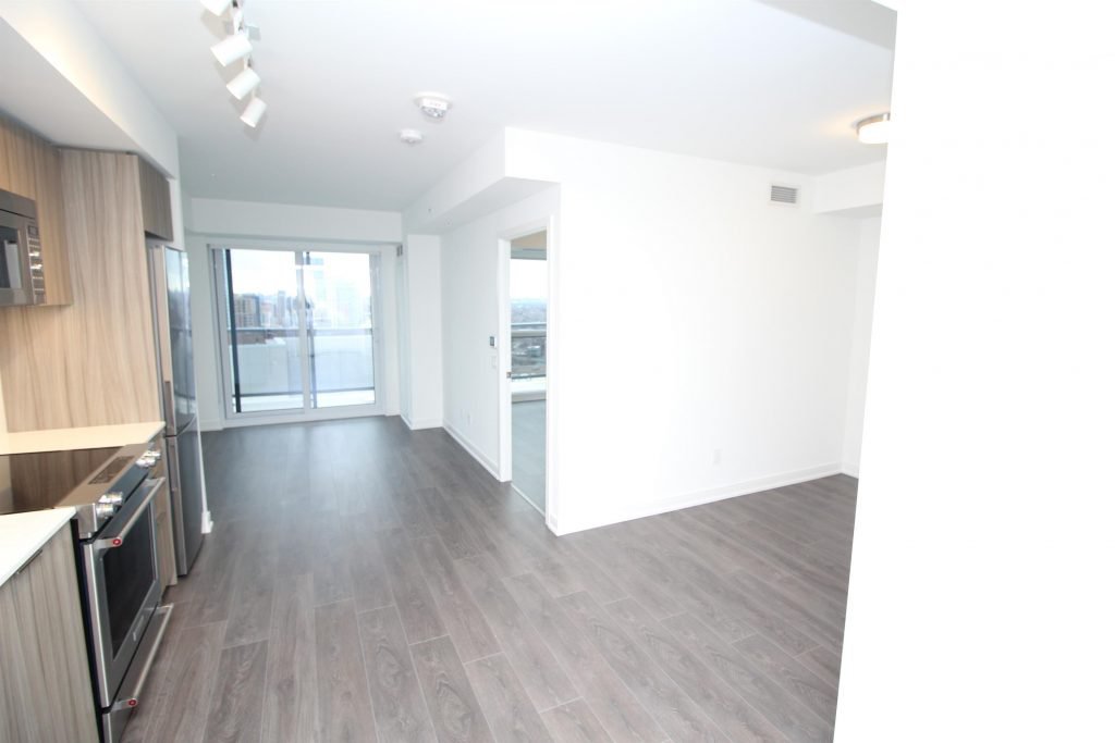 30 Samuel Wood Way, Toronto, ON Condo for rent