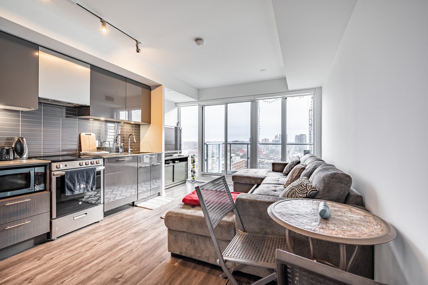 Rentals.ca :) 251 Jarvis Street, Toronto ON for Rent