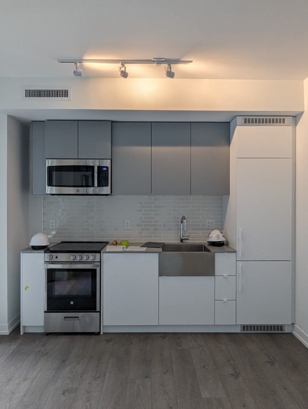 Rentals.ca ) 270 Dufferin Street, Toronto ON for Rent