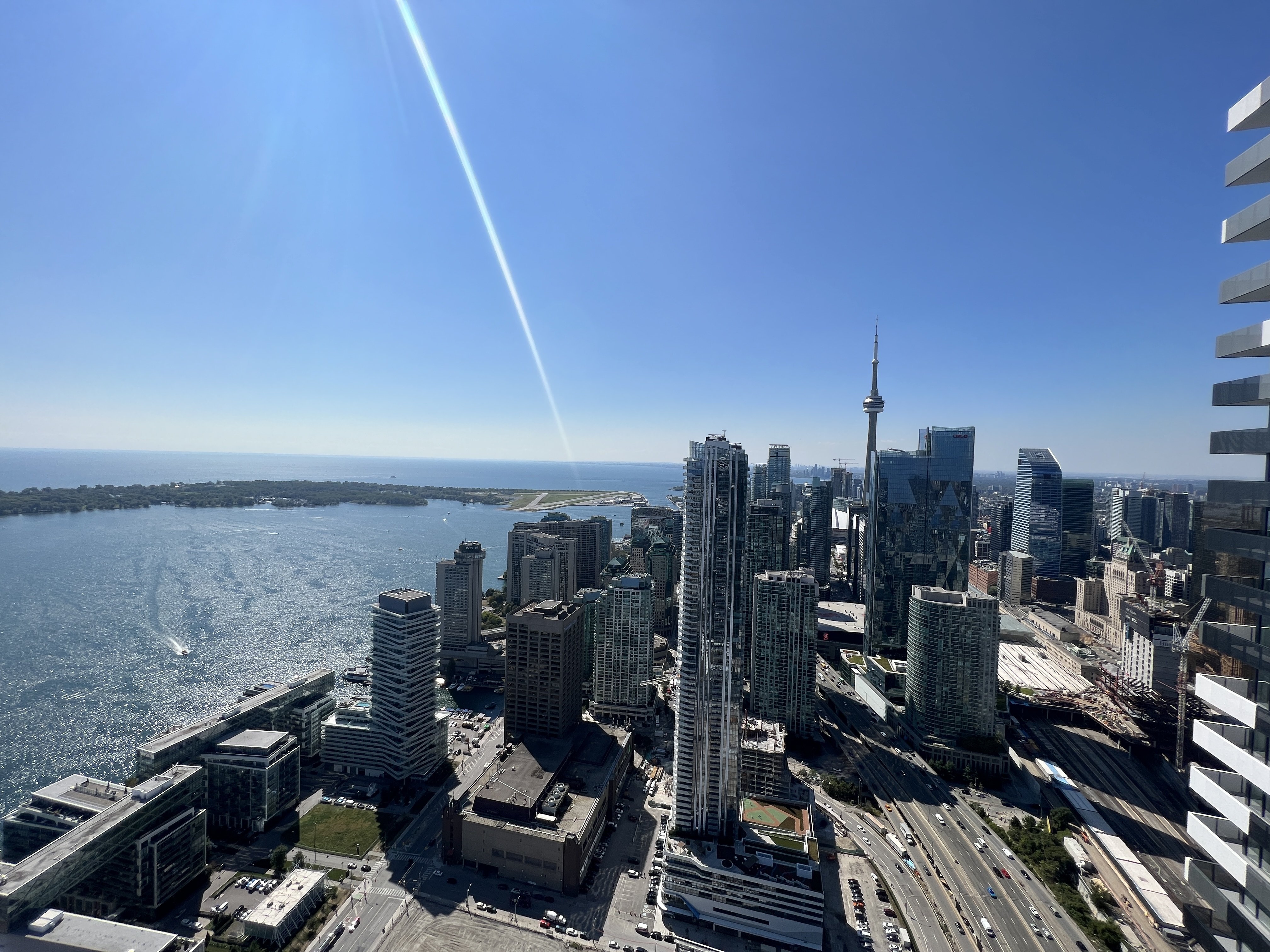 Rentals.ca ) 138 Downes Street, Toronto