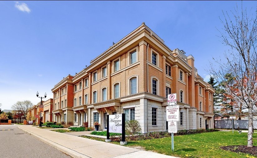 82 Hargrave Lane, Toronto, ON Town House for rent