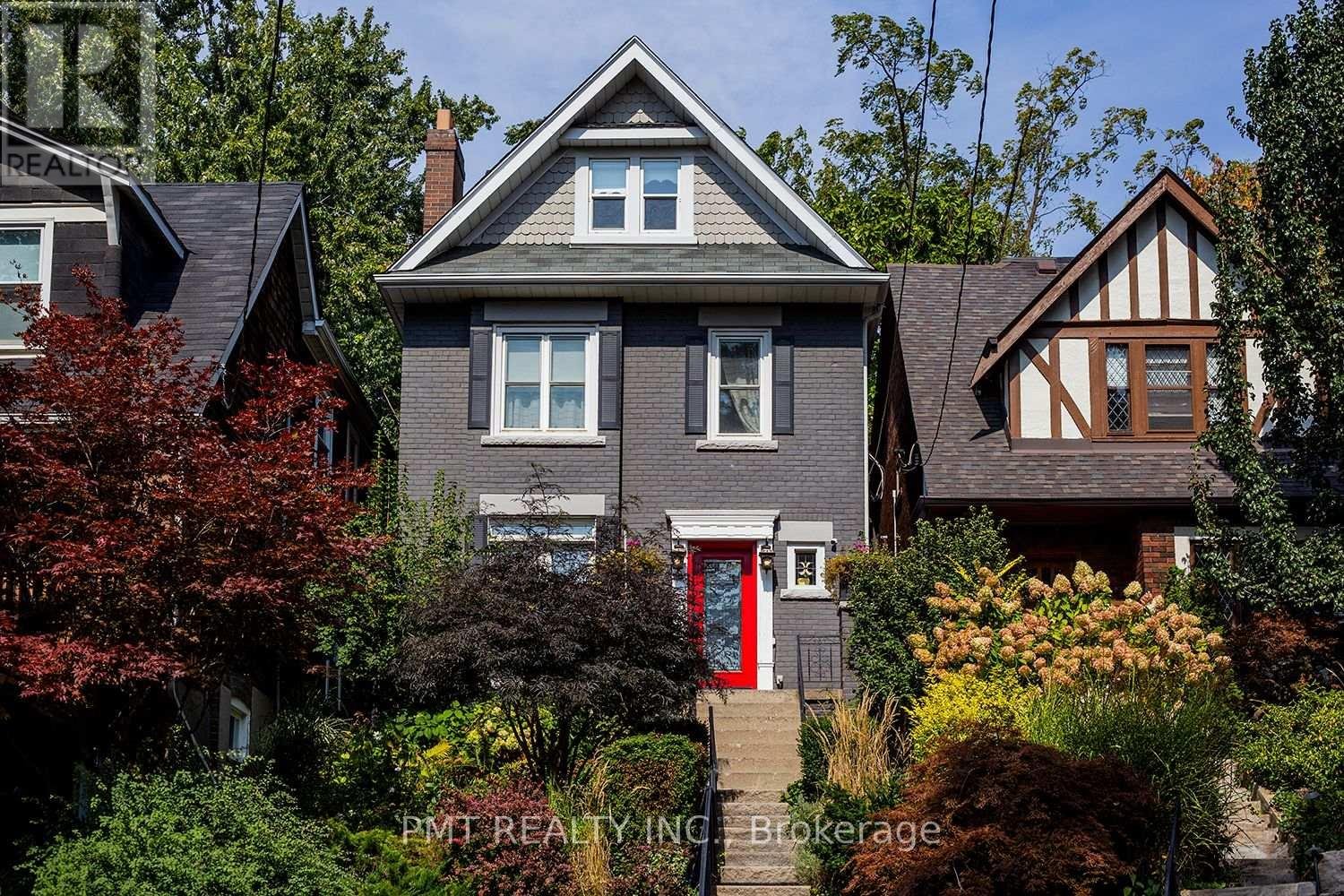 Rentals.ca 74 Millbrook Crescent, Toronto ON à louer