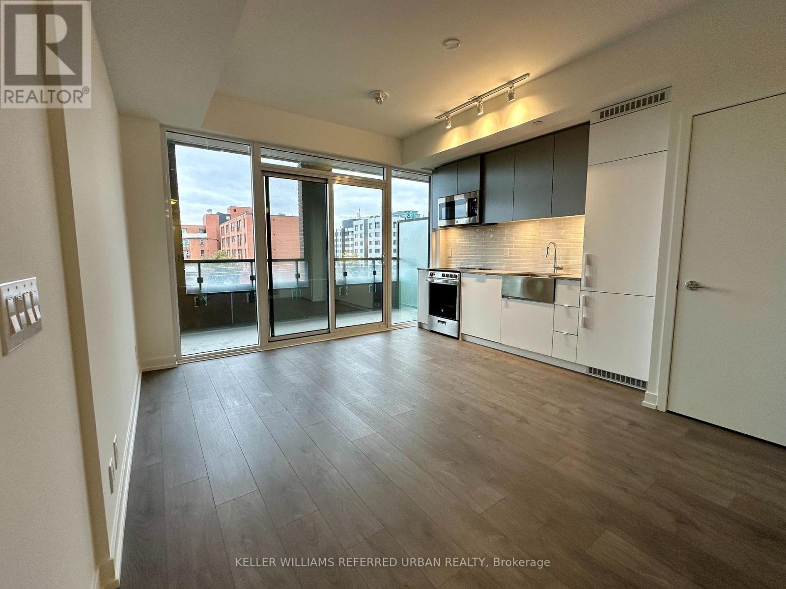 Rentals.ca 270 Dufferin Street, Toronto ON for Rent