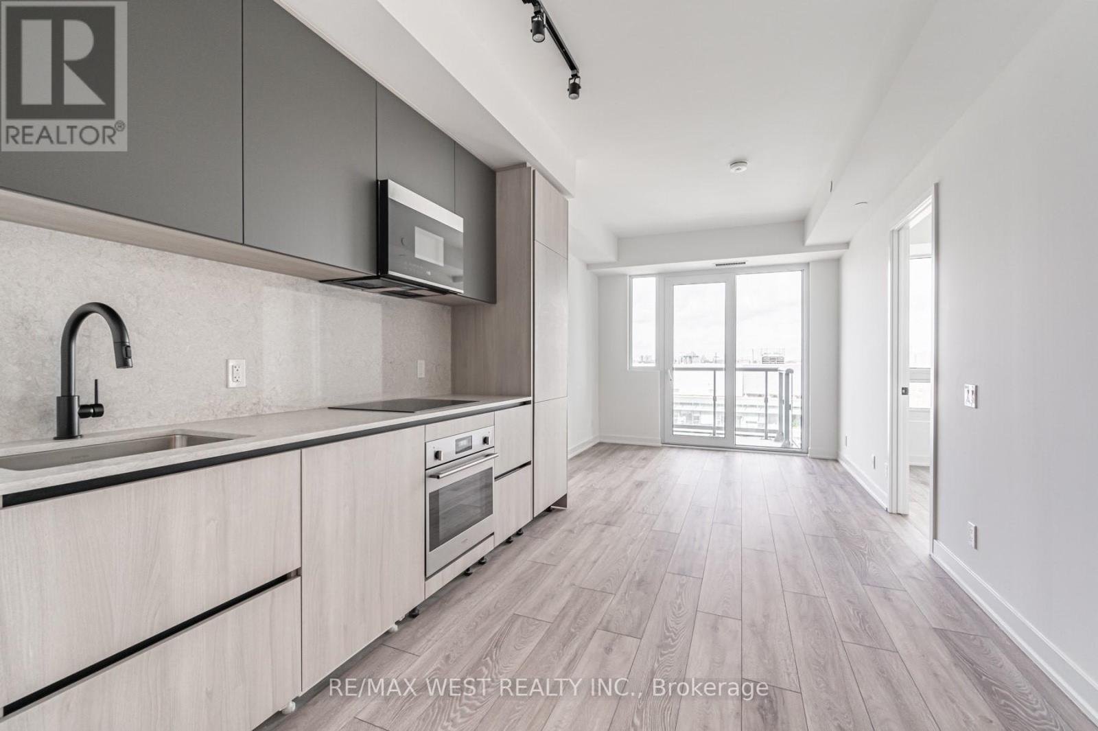 Rentals.ca 108 Peter Street, Toronto ON for Rent