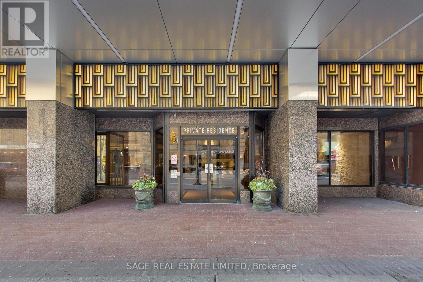 Rentals.ca 45 Carlton Street, Toronto ON for Rent