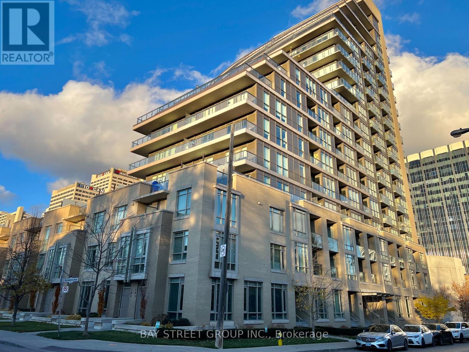 Rentals.ca 60 Berwick Ave, Toronto ON for Rent