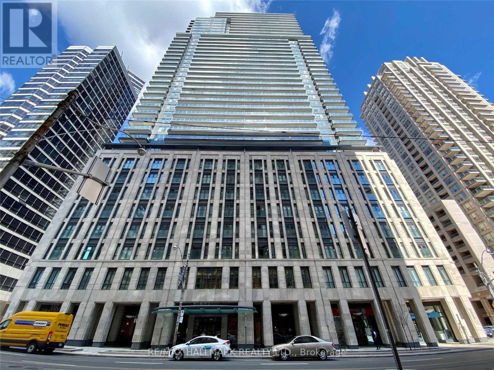 rentals-ca-955-bay-street-toronto-on-for-rent