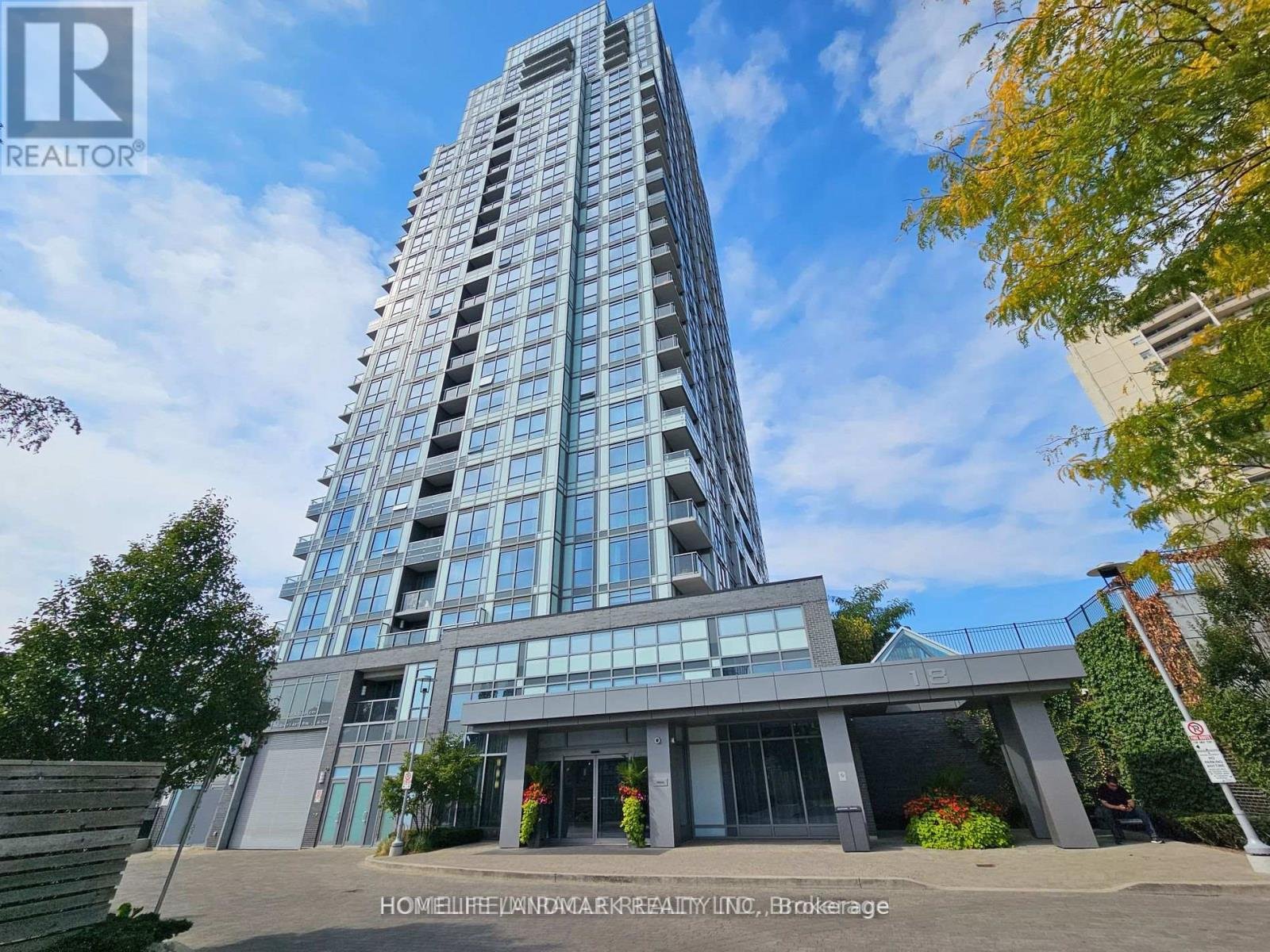 Rentals.ca 18 Graydon Hall Drive, Toronto ON for Rent