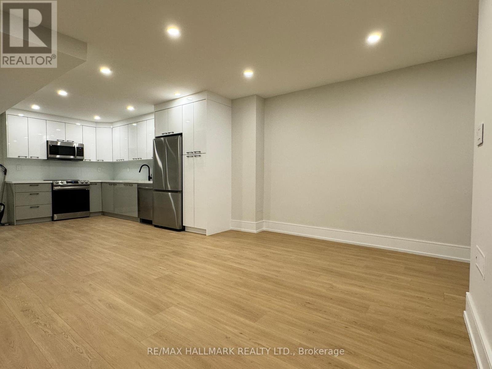 Rentals.ca 116 Bellevue Ave, Toronto ON for Rent