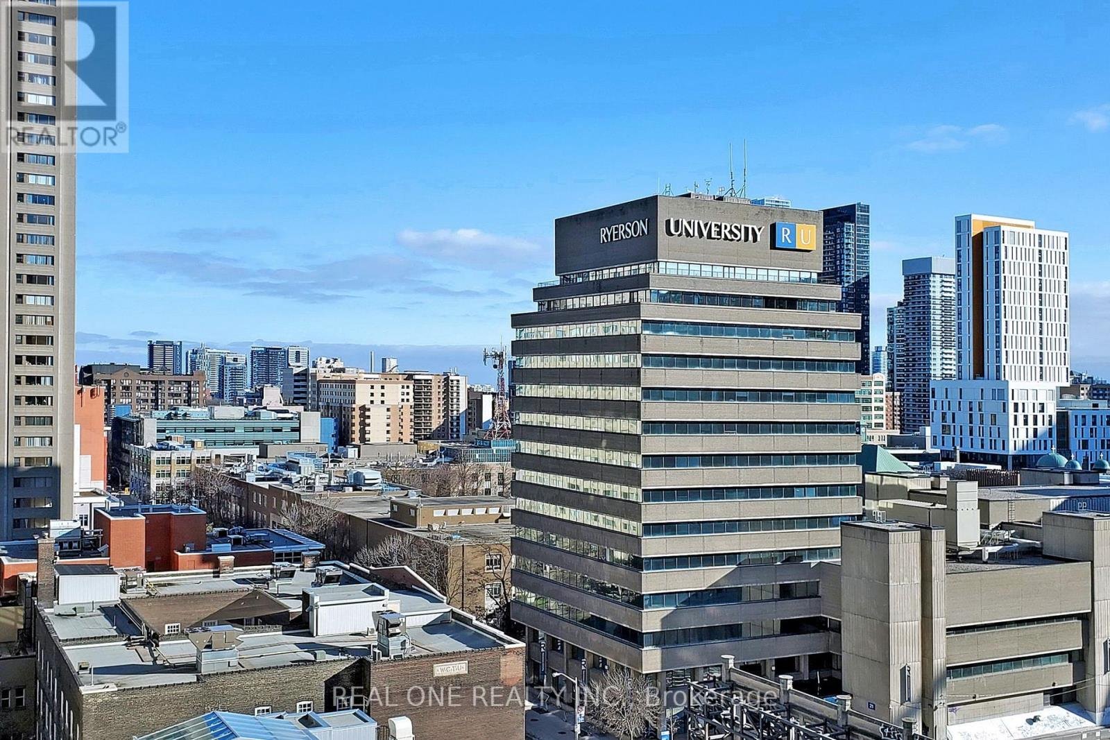 Rentals.ca 386 Yonge Street, Toronto ON for Rent