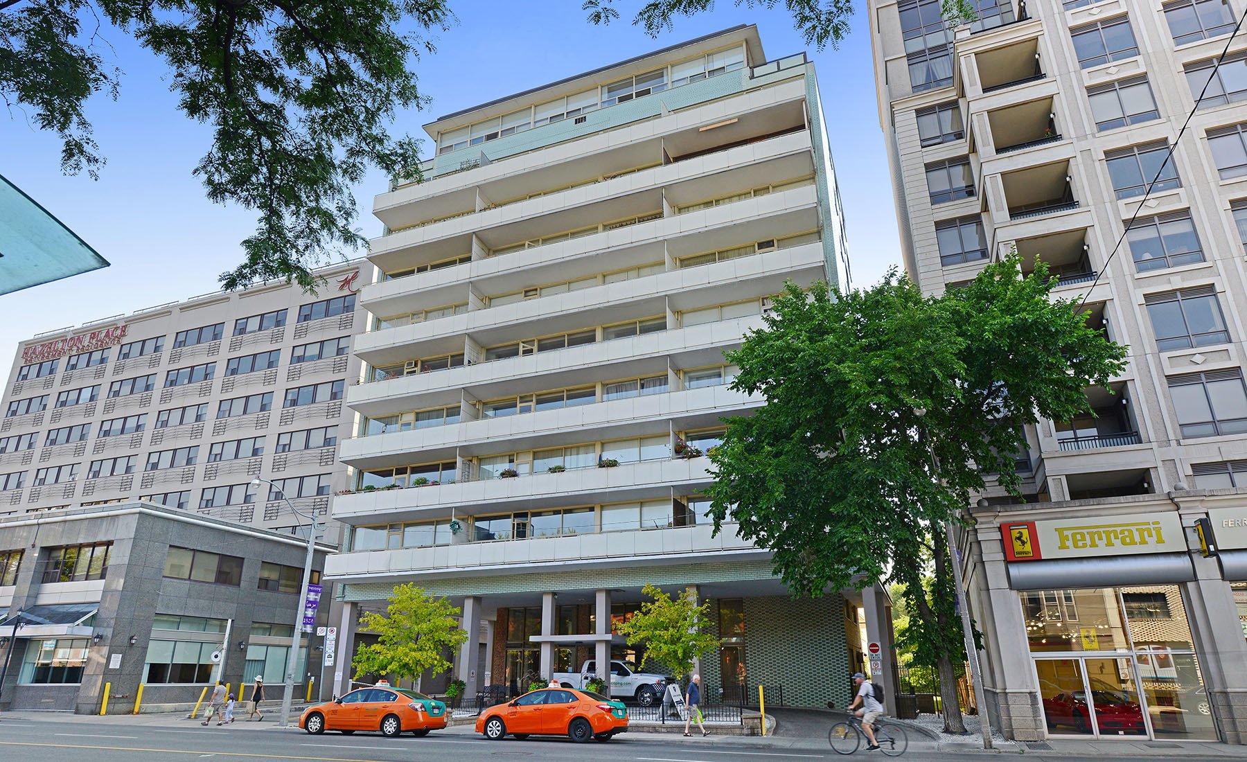 Avenue Park Apartments 103 Avenue Road, Toronto, ON