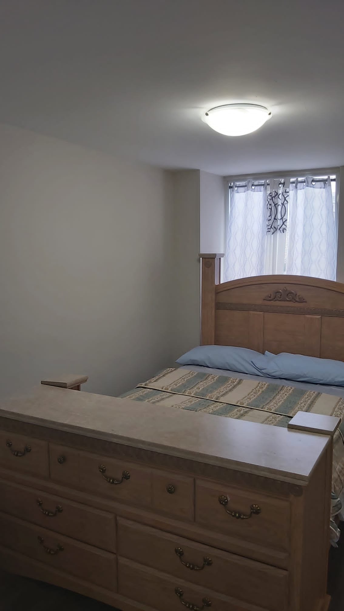 Birchmount Road, Toronto, ON - Room for rent