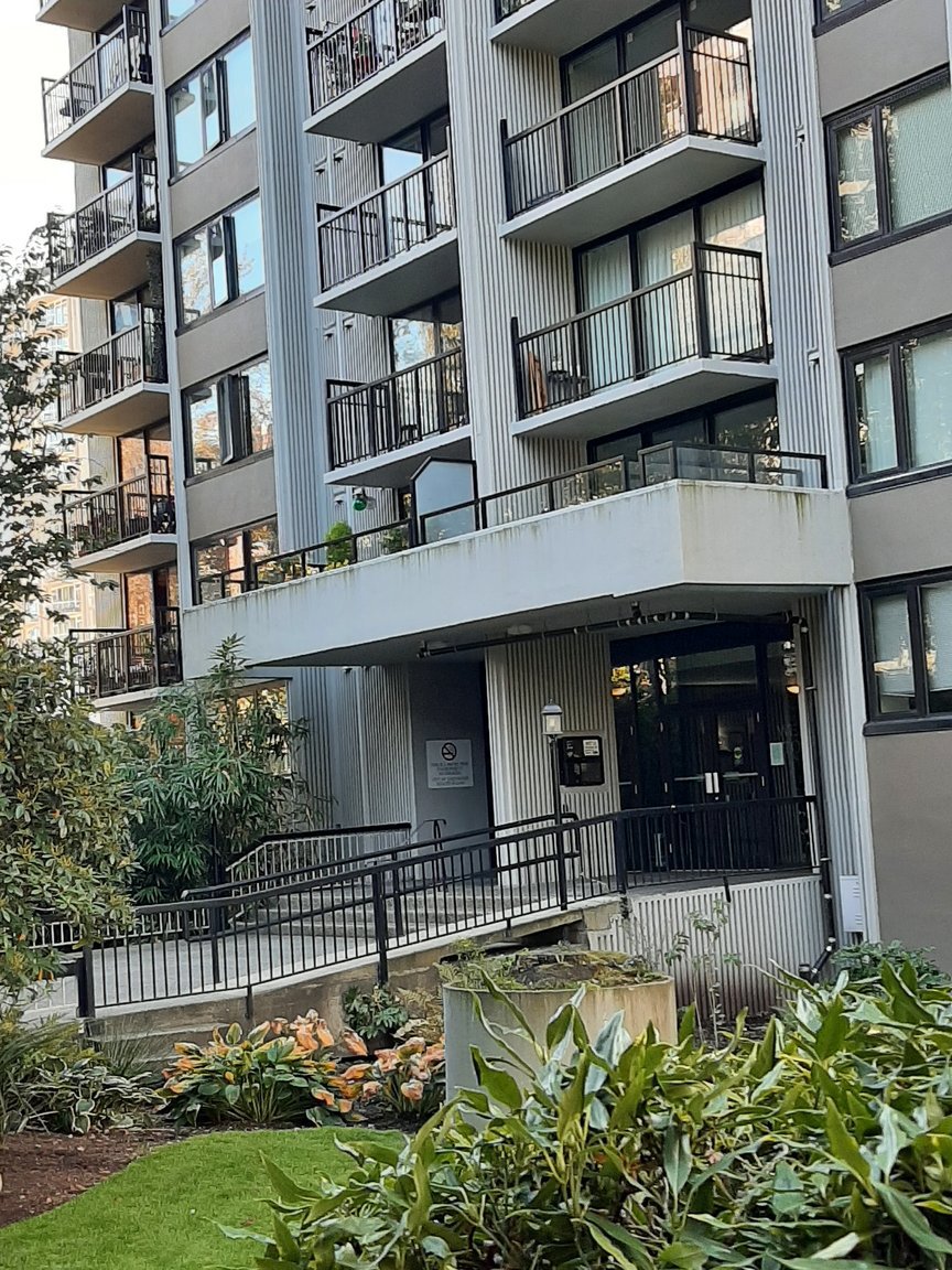 Rentals.ca ) 1330 Harwood Street, Vancouver BC à louer