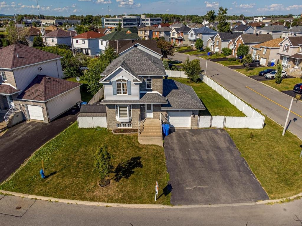 Rentals.ca 3082 Avenue de la Canardière, VaudreuilDorion QC for Rent
