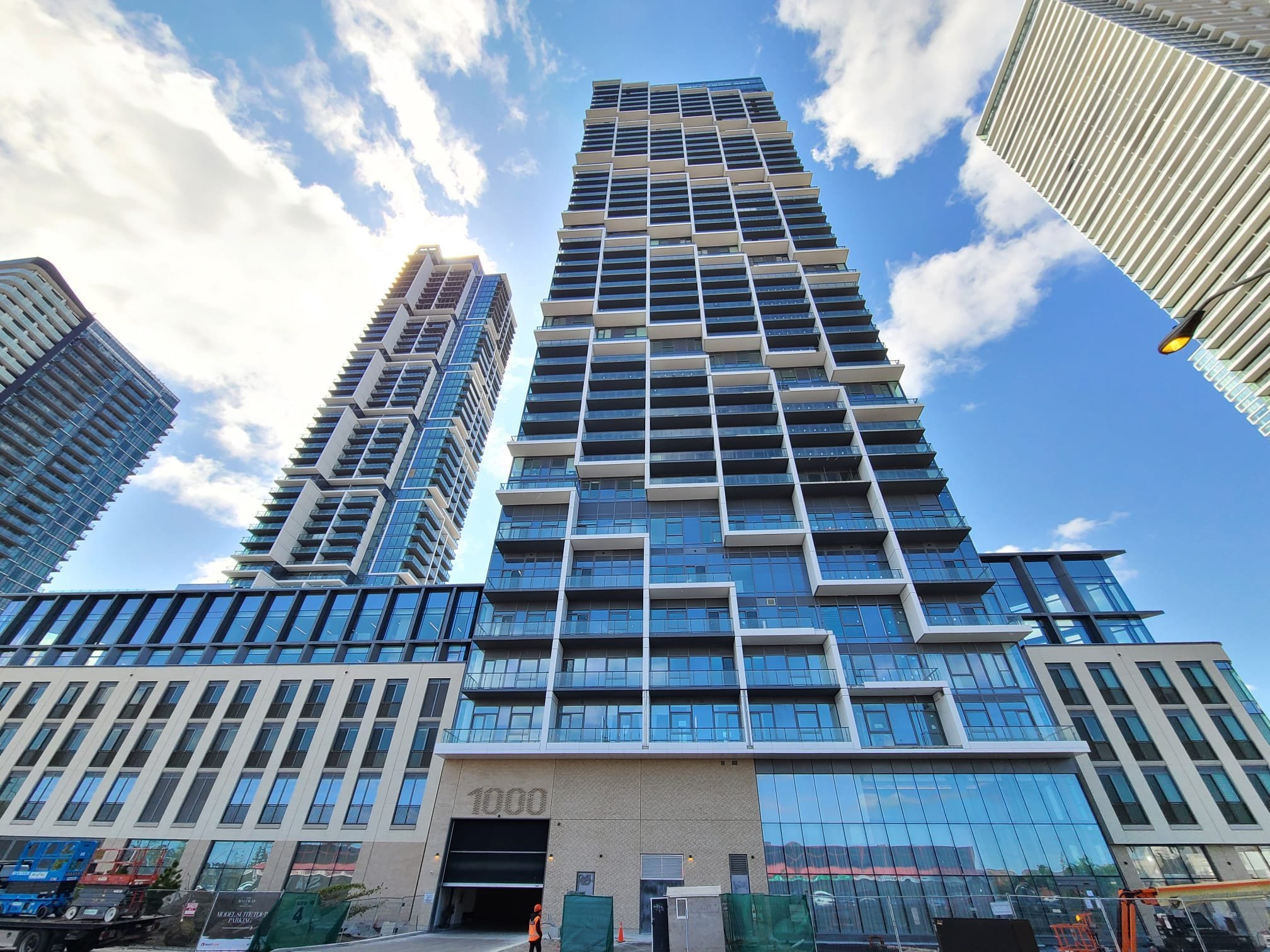 Rentals.ca ) 1000 Portage Parkway, Vaughan ON for Rent