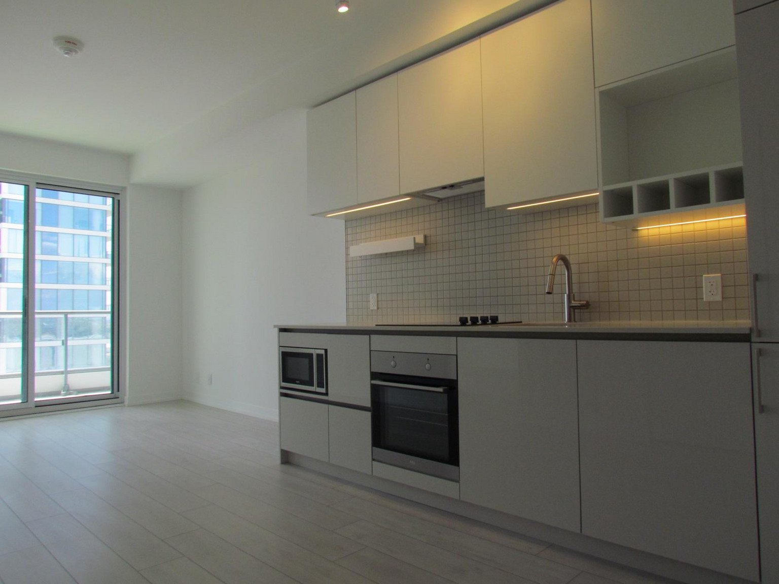 Rentals.ca 1810950 Portage Parkway, Vaughan ON for Rent