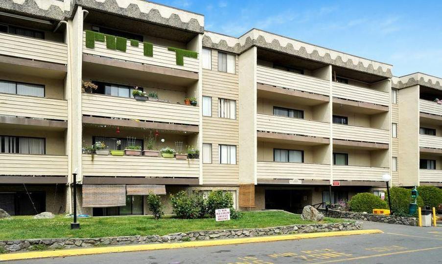 Rentals.ca ) 252 Road E, Victoria BC for Rent