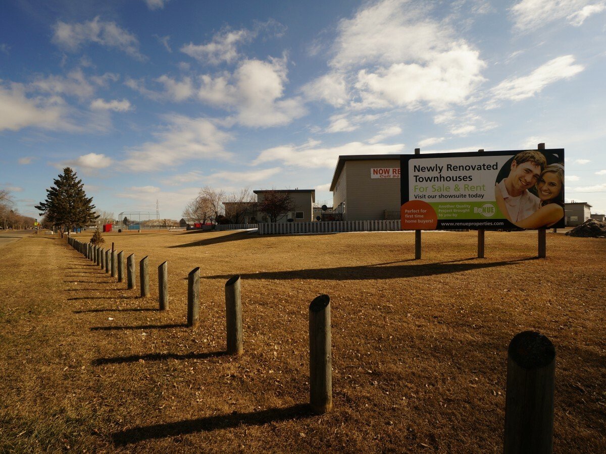 Rentals.ca 305 5 Street, Wainwright AB for Rent