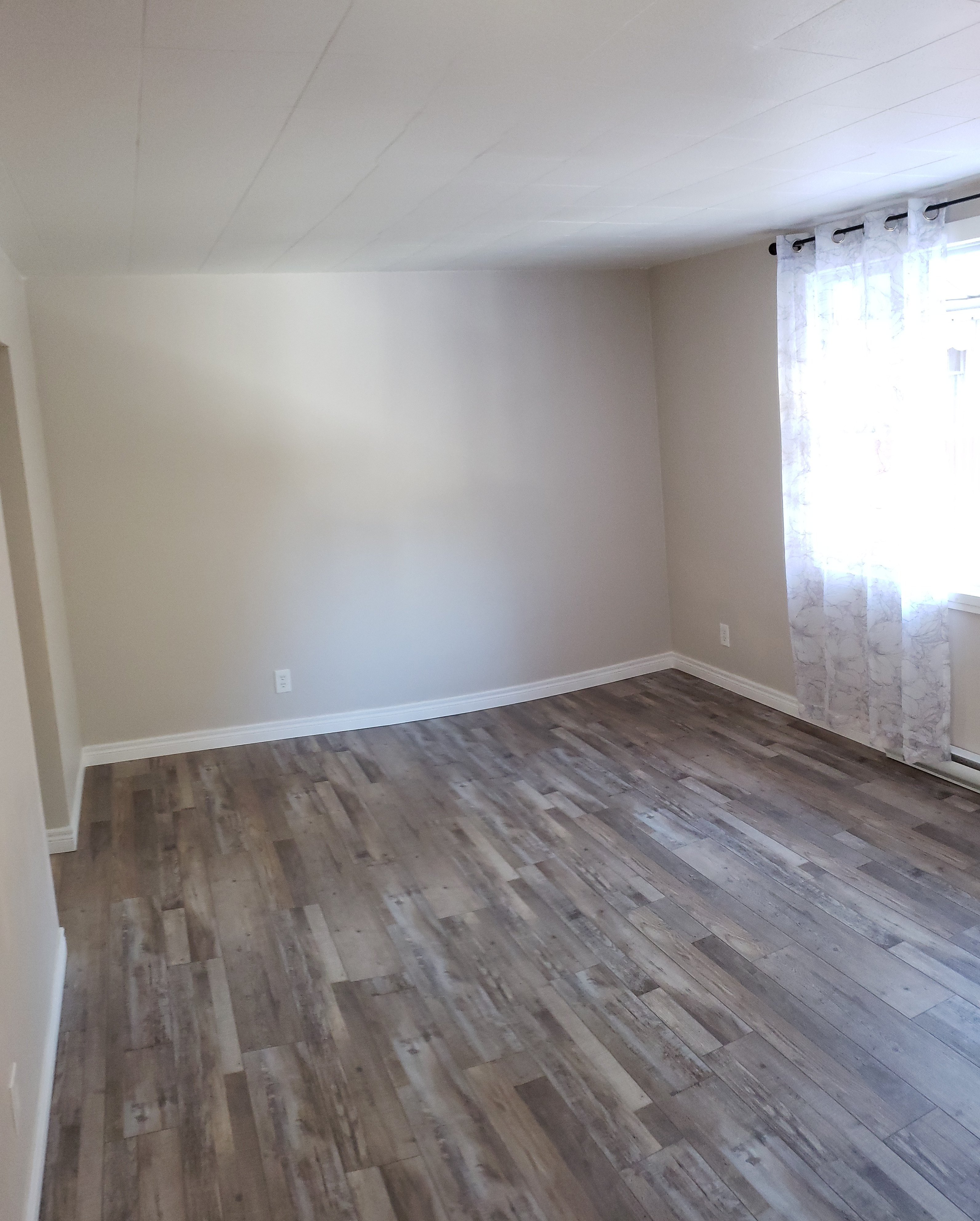 Rentals.ca ) 59 Bridgeport Road East, Waterloo ON à louer