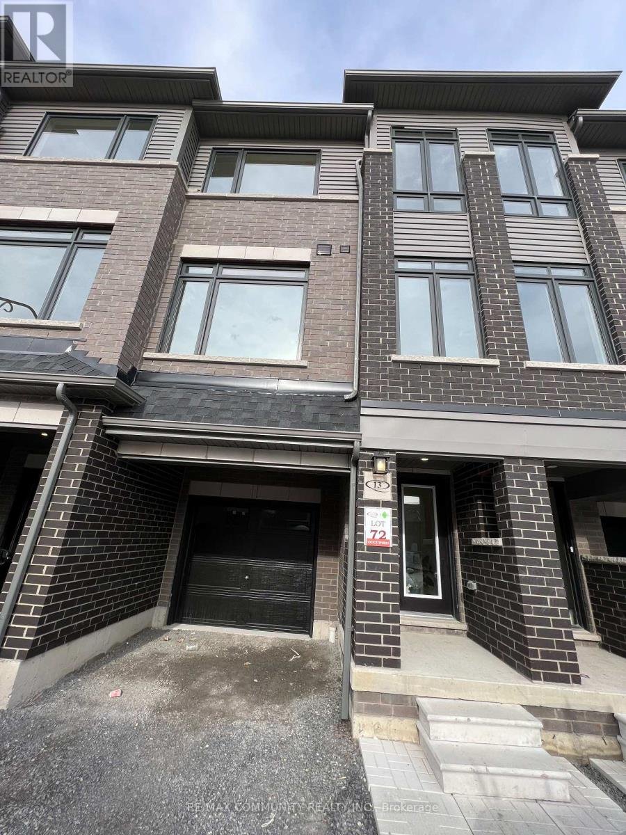 Rentals.ca 13 Esquire Way, Whitby ON for Rent