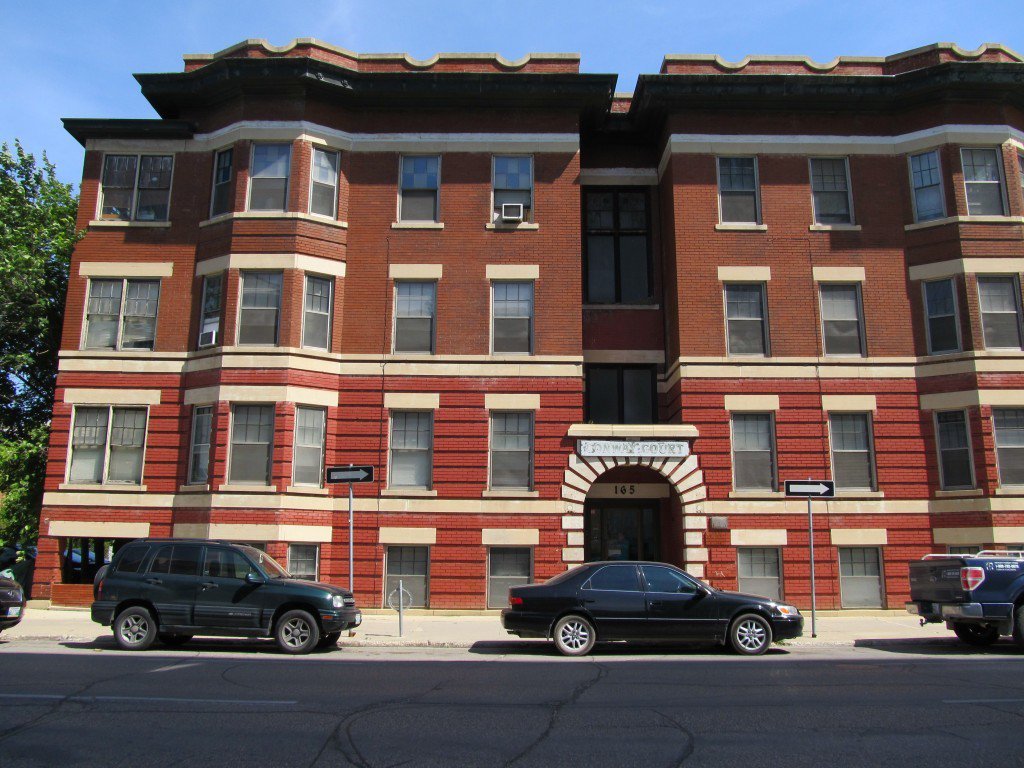 Rentals.ca ) 165 Kennedy Street, Winnipeg MB for Rent