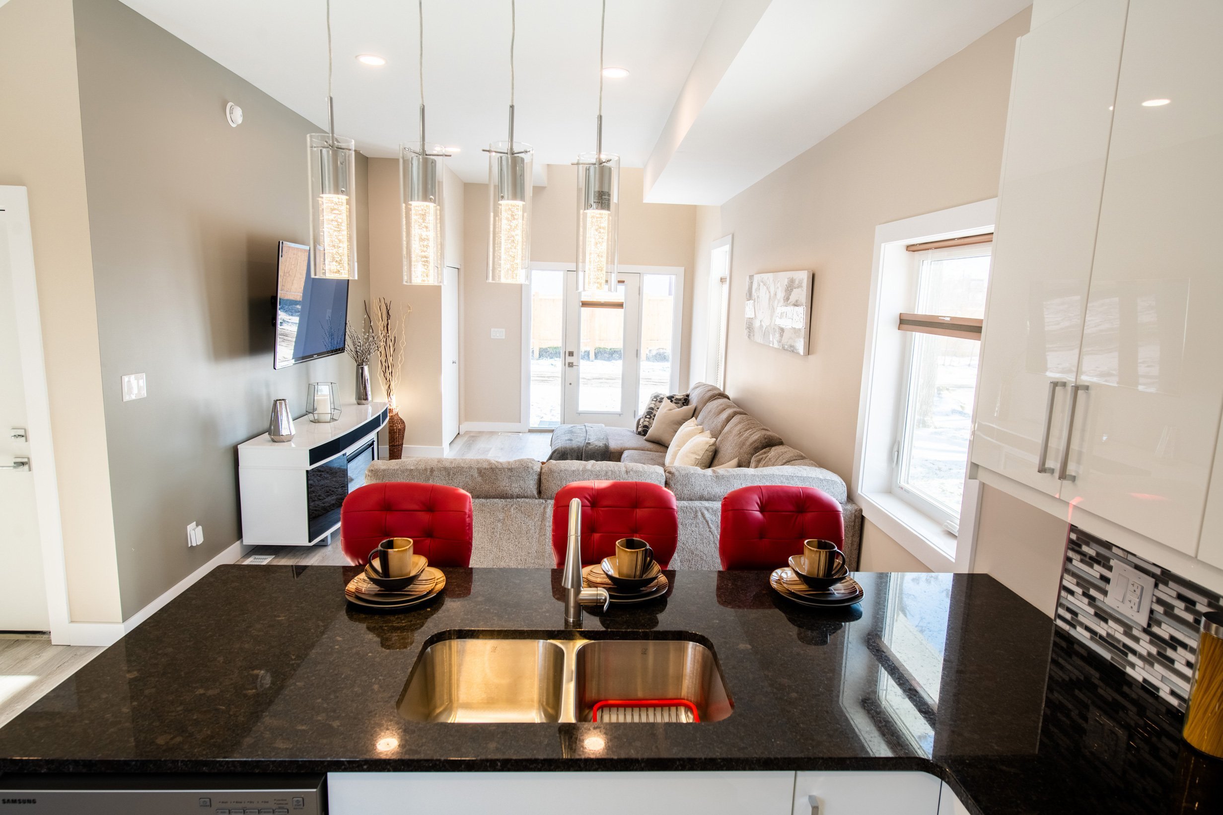 5715 Roblin Boulevard, Winnipeg, MB Condo for rent