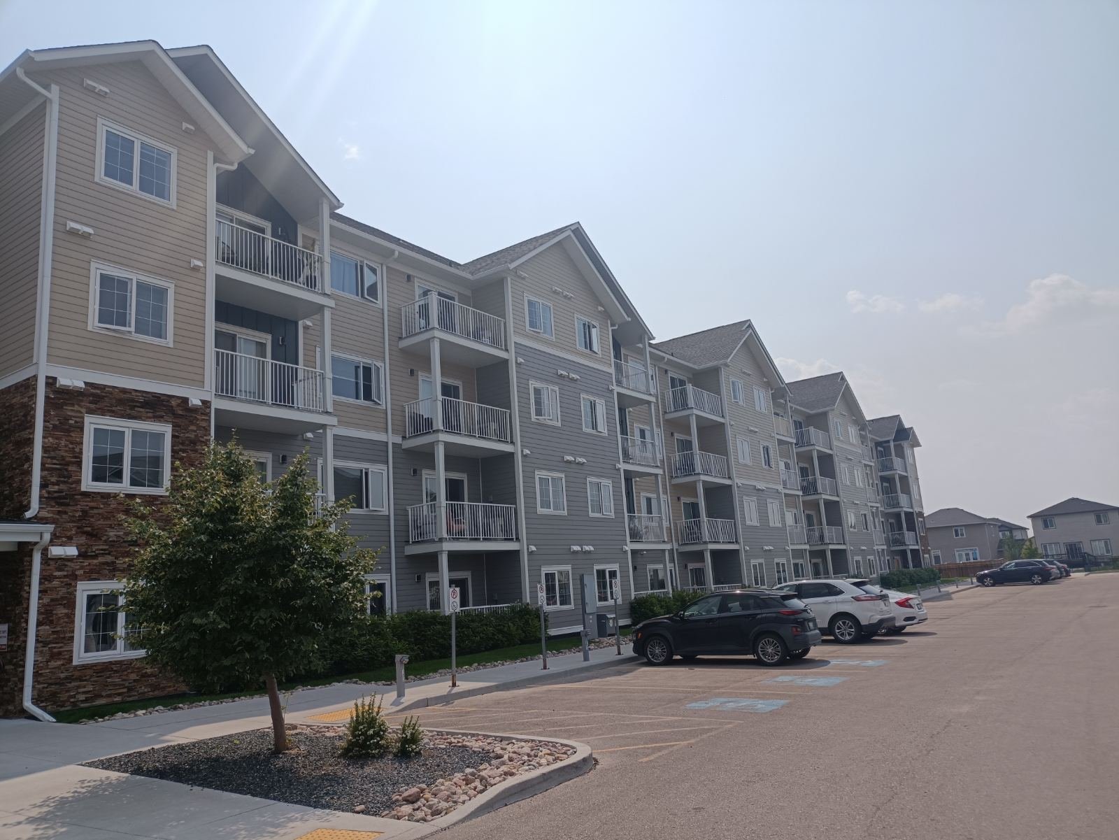 365 Bridge Lake Drive, Winnipeg, MB Apartment for rent