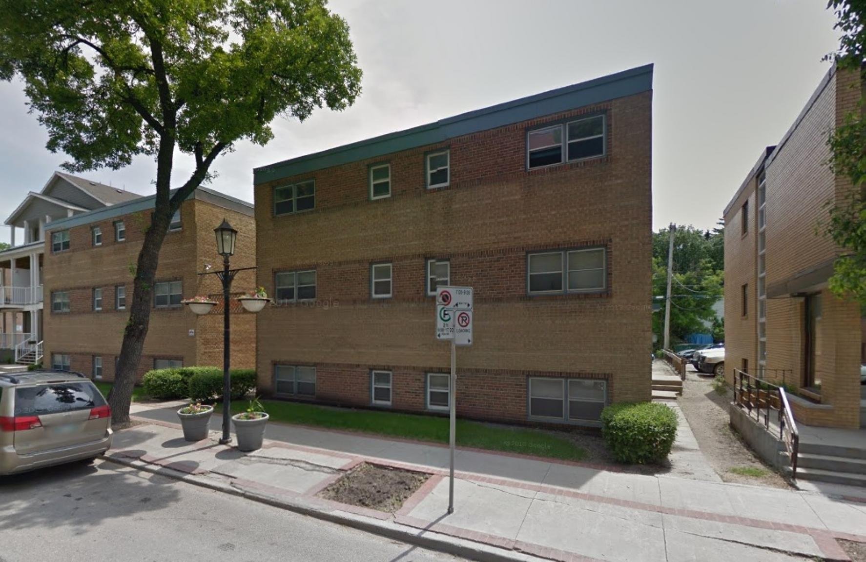 Rentals.ca ) 572/578 Corydon Avenue, Winnipeg MB for Rent