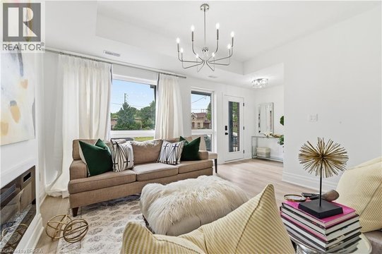 37 EDWIN Street Unit# 1